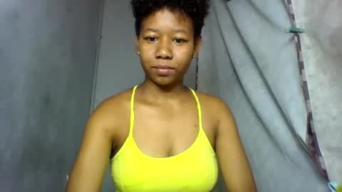 annick98 online show from February 6, 7:34 am