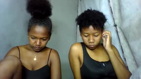 annick98 online show from February 9, 10:08 am