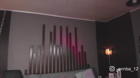 annie_barozzi online show from September 11, 3:34 pm