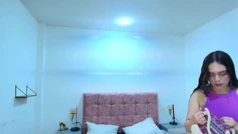 Annie Bonnie   online show from February 27, 11:32 am