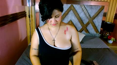 Annie  online show from April 7, 5:24 pm