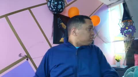 Annie lii online show from October 27, 1:04 pm