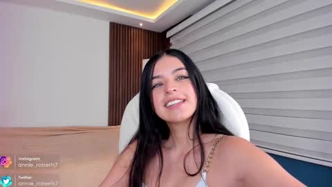 Snapshot of annie_roberts7 chatting on February 11, 8:42 pm Annie Roberts online show from February 11, 8:42 pm