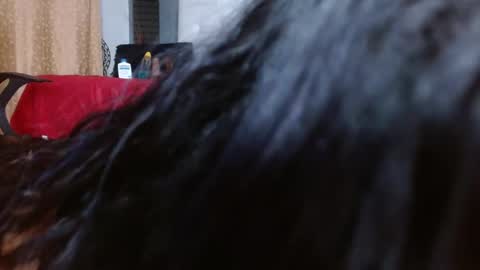 annie_scott_ online show from February 24, 10:14 pm