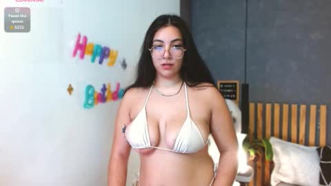 Annie Volker online show from December 18, 5:35 am