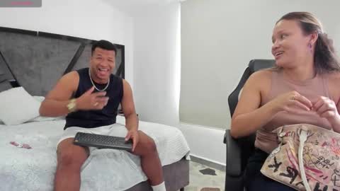 Snapshot of annieandstefan chatting on September 8, 2:27 pm Annie and Stefan online show from September 8, 2:27 pm