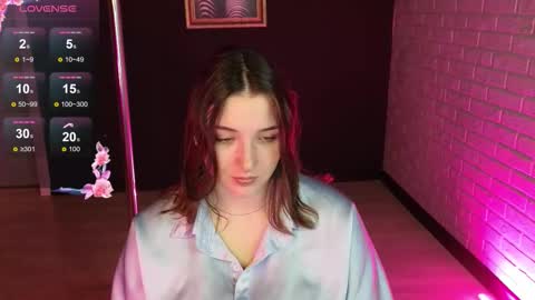 Annie online show from November 2, 1:19 am