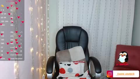 Snapshot of anniehh_ chatting on January 14, 12:54 am   Annie  Independent model Hello all offline tokens are appreciated  thank you for your support.33 online show from January 14, 12:54 am