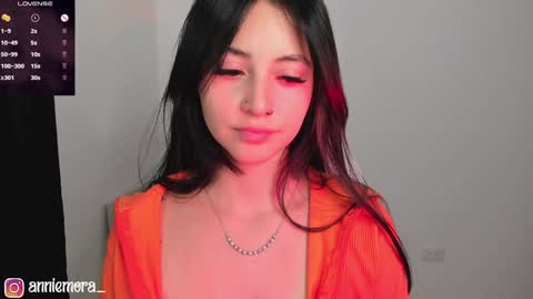 Annie online show from January 18, 2:25 am