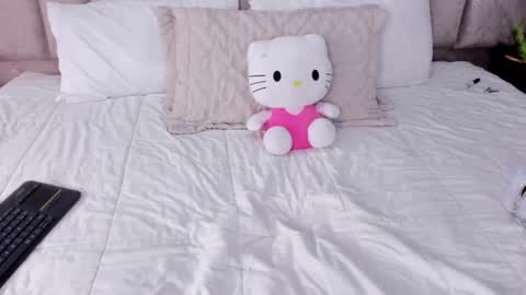 Annie online show from October 26, 12:44 pm