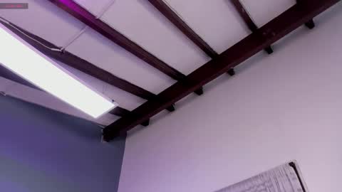 Annie online show from November 24, 11:54 am