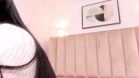 Annie Queen online show from February 1, 2:58 am