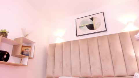 Annie Queen online show from February 12, 3:29 am