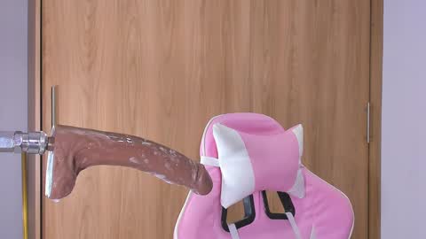 Snapshot of annika_03 chatting on December 19, 4:02 am Gise. online show from December 19, 4:02 am