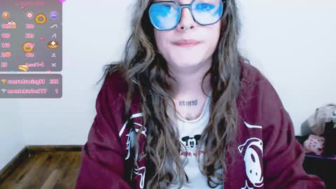 Snapshot of annittaprincess chatting on December 13, 12:53 am Gaby 3 online show from December 13, 12:53 am
