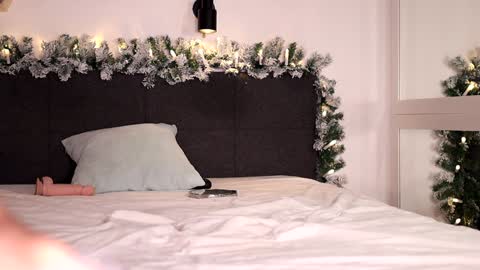 annittastar online show from December 31, 4:49 am