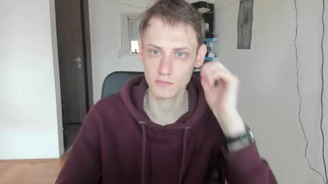    online show from November 26, 12:50 pm