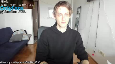 Snapshot of annonimsick chatting on March 28, 2:27 pm online show from March 28, 2:27 pm