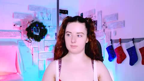 Snapshot of annterry chatting on December 22, 12:46 pm Ann Terry 3 online show from December 22, 12:46 pm