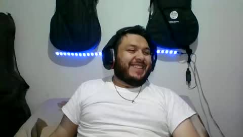 lion kennedy independent model moderator online show from November 22, 5:06 am