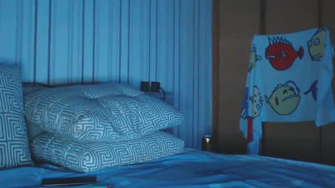 Snapshot of annuler_9 chatting on January 19, 12:28 am adrenalinE online show from January 19, 12:28 am