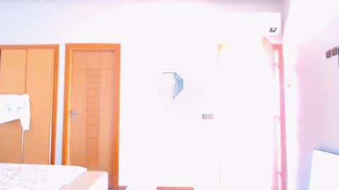 Snapshot of annuler_9 chatting on January 20, 1:00 pm adrenalinE online show from January 20, 1:00 pm