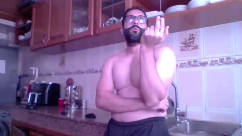 Snapshot of annuler_9 chatting on June 3, 1:36 pm adrenalinE online show from June 3, 1:36 pm