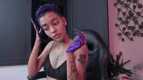 Anny online show from December 17, 4:29 am