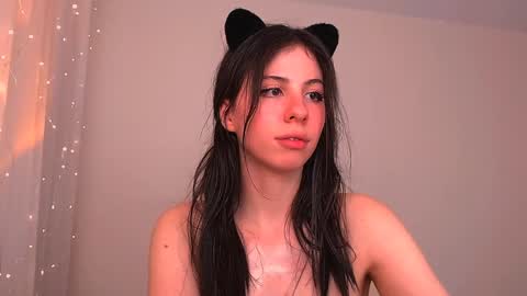 Snapshot of anny_leinhart chatting on January 27, 5:58 am Ana online show from January 27, 5:58 am