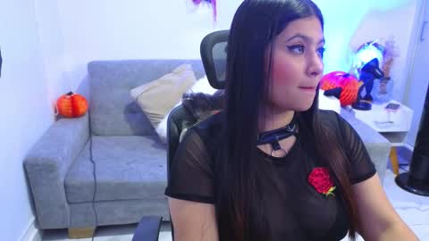 ANNY LOUIS online show from October 22, 8:08 pm