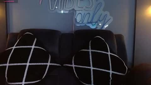 Snapshot of anny_loves chatting on September 26, 5:28 pm anny_loves online show from September 26, 5:28 pm