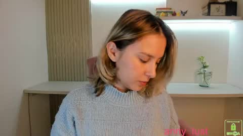 Issabela online show from April 16, 1:01 pm