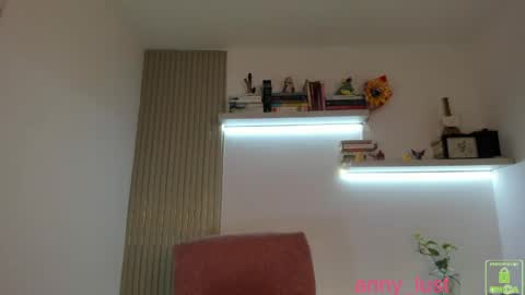 Issabela online show from May 26, 8:27 pm