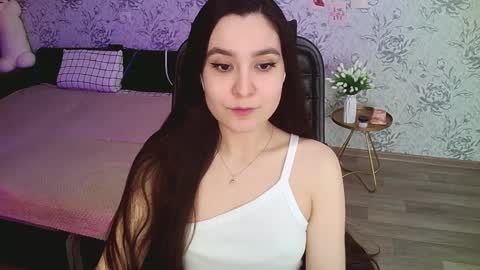 Annie online show from January 14, 1:49 pm