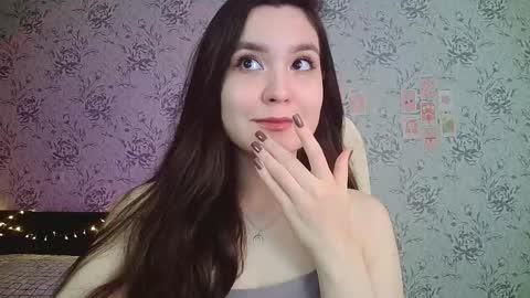 Annie online show from October 9, 5:22 pm