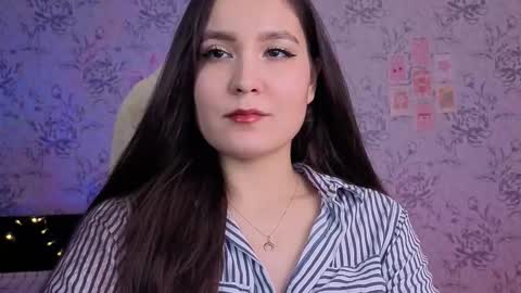 Annie online show from November 4, 6:40 pm