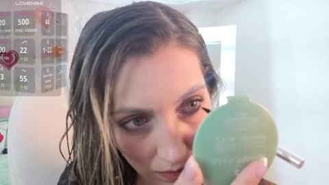 Snapshot of anny_sweet72 chatting on February 21, 11:55 am Anny online show from February 21, 11:55 am