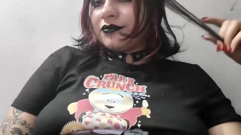 Snapshot of anny_velvetpain chatting on February 20, 11:49 pm Annie online show from February 20, 11:49 pm