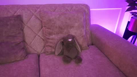 Ana online show from February 10, 11:36 am