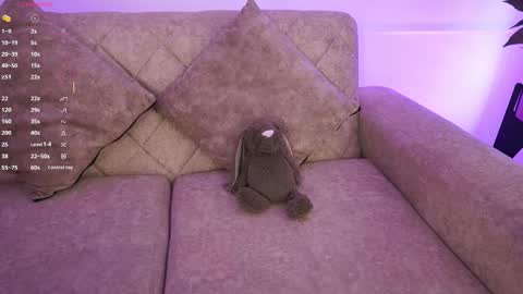 Ana online show from March 2, 2:02 pm