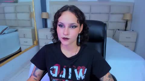 AnnyT online show from October 12, 8:52 pm