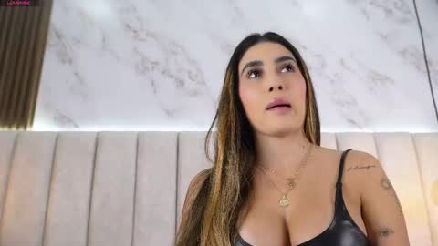 ANNYY  online show from November 10, 6:01 am