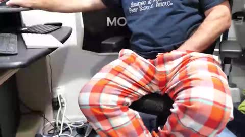 D online show from October 31, 1:45 pm