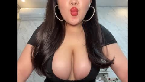 Any online show from April 15, 8:09 pm