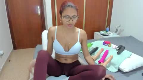 Snapshot of anthonela_hotsex chatting on March 29, 12:10 am anthonela_hotsex online show from March 29, 12:10 am