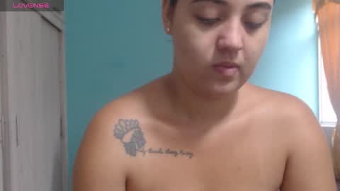 Snapshot of anthonela_queen chatting on January 8, 3:25 pm Anthonela Queen online show from January 8, 3:25 pm