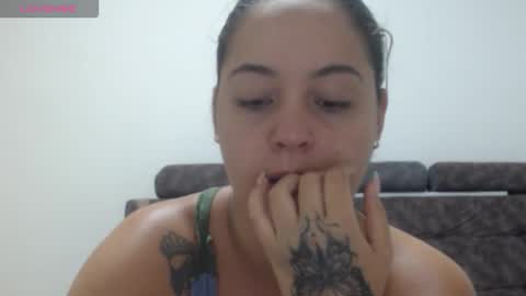 Snapshot of anthonela_queen chatting on February 11, 10:09 am Anthonela Queen online show from February 11, 10:09 am