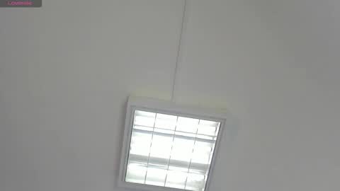 anthonelaDuque online show from September 28, 11:48 am