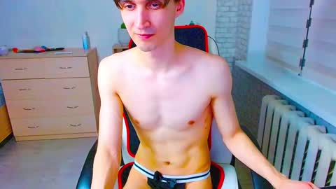 Snapshot of anthony_broown chatting on February 14, 9:32 pm anthony_broown online show from February 14, 9:32 pm