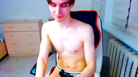 Snapshot of anthony_broown chatting on March 7, 9:27 pm anthony_broown online show from March 7, 9:27 pm